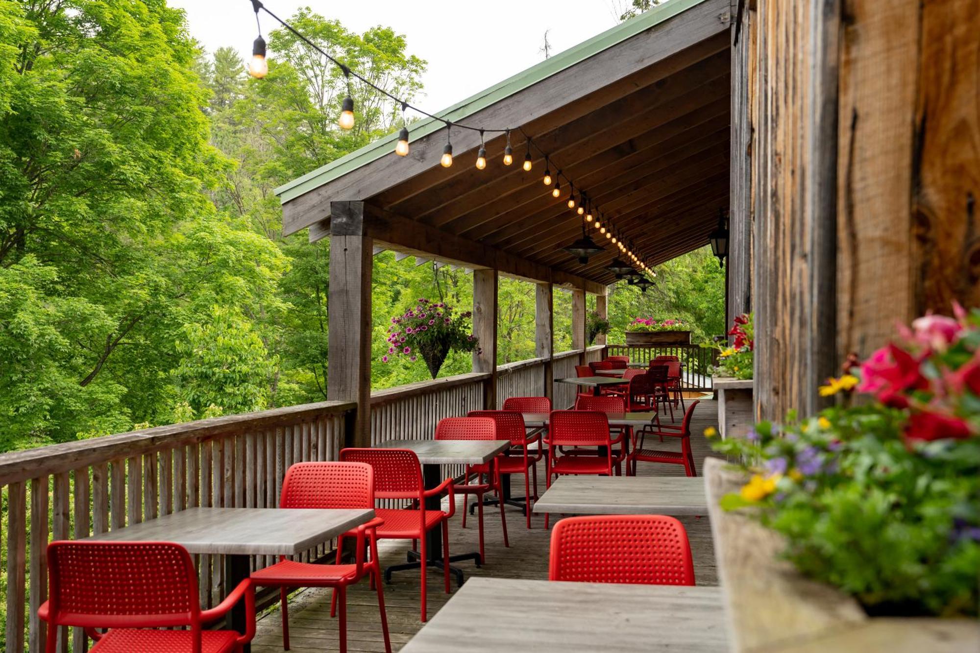 Moulin Wakefield Mill Hotel & Spa Exterior photo